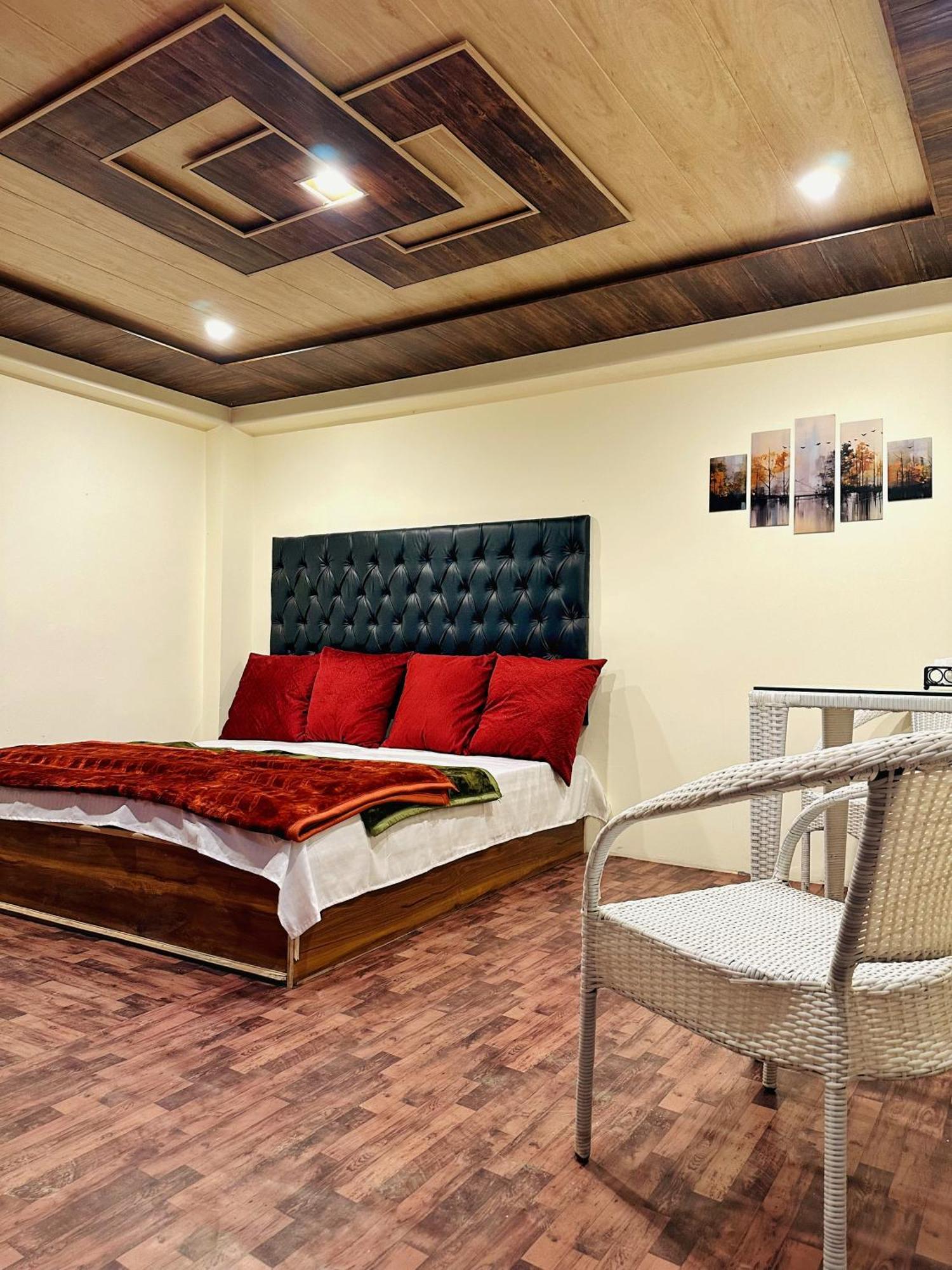 Hostel Old Wandercrew Manāli Zewnętrze zdjęcie